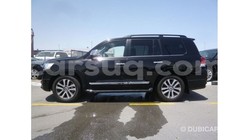 Big with watermark toyota land cruiser barh el gazel import dubai 2541