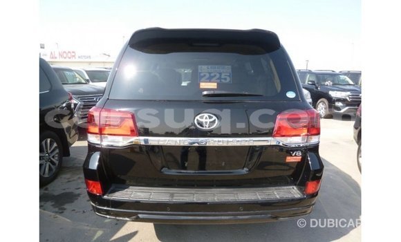 Acheter Import Voiture Toyota Land Cruiser Noir à Import - Dubai, Barh el Gazel Acheter Import Voiture Toyota Land Cruiser Noir à Import - Dubai, Barh el Gazel