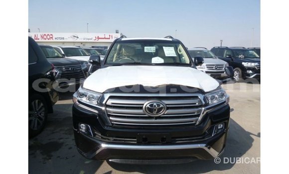 Acheter Import Voiture Toyota Land Cruiser Noir à Import - Dubai, Barh el Gazel Acheter Import Voiture Toyota Land Cruiser Noir à Import - Dubai, Barh el Gazel
