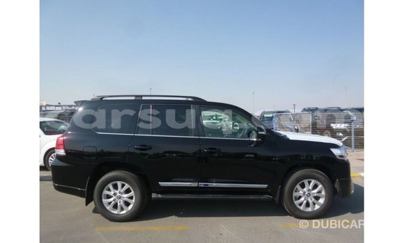 Acheter Import Voiture Toyota Land Cruiser Noir à Import - Dubai, Barh el Gazel Acheter Import Voiture Toyota Land Cruiser Noir à Import - Dubai, Barh el Gazel