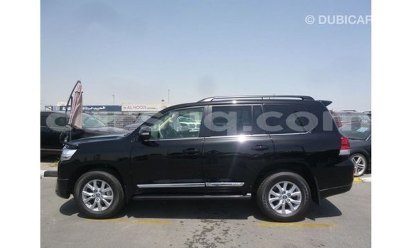 Acheter Import Voiture Toyota Land Cruiser Noir à Import - Dubai, Barh el Gazel Acheter Import Voiture Toyota Land Cruiser Noir à Import - Dubai, Barh el Gazel