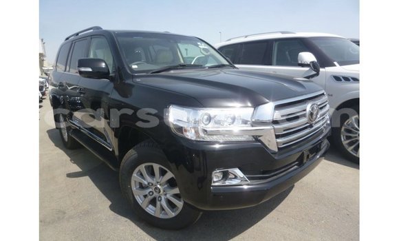 Acheter Import Voiture Toyota Land Cruiser Noir à Import - Dubai, Barh el Gazel Acheter Import Voiture Toyota Land Cruiser Noir à Import - Dubai, Barh el Gazel
