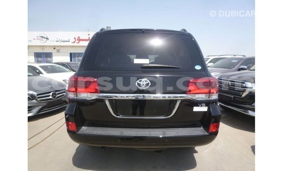 Acheter Import Voiture Toyota Land Cruiser Noir à Import - Dubai, Barh el Gazel Acheter Import Voiture Toyota Land Cruiser Noir à Import - Dubai, Barh el Gazel