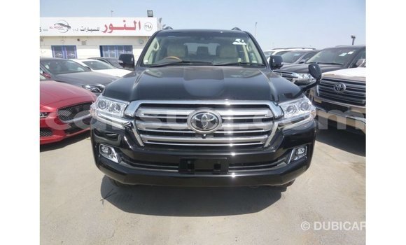 Acheter Import Voiture Toyota Land Cruiser Noir à Import - Dubai, Barh el Gazel Acheter Import Voiture Toyota Land Cruiser Noir à Import - Dubai, Barh el Gazel