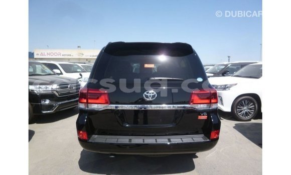 Acheter Import Voiture Toyota Land Cruiser Noir à Import - Dubai, Barh el Gazel Acheter Import Voiture Toyota Land Cruiser Noir à Import - Dubai, Barh el Gazel