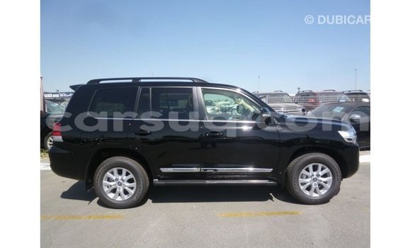 Acheter Import Voiture Toyota Land Cruiser Noir à Import - Dubai, Barh el Gazel Acheter Import Voiture Toyota Land Cruiser Noir à Import - Dubai, Barh el Gazel