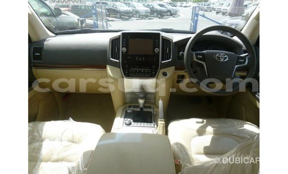 Acheter Import Voiture Toyota Land Cruiser Noir à Import - Dubai, Barh el Gazel Acheter Import Voiture Toyota Land Cruiser Noir à Import - Dubai, Barh el Gazel