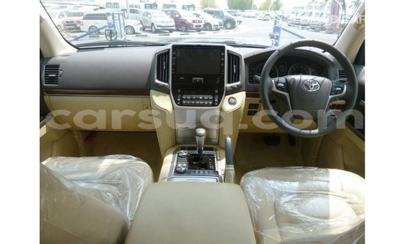 Acheter Import Voiture Toyota Land Cruiser Noir à Import - Dubai, Barh el Gazel Acheter Import Voiture Toyota Land Cruiser Noir à Import - Dubai, Barh el Gazel
