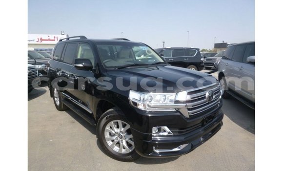 Acheter Import Voiture Toyota Land Cruiser Noir à Import - Dubai, Barh el Gazel Acheter Import Voiture Toyota Land Cruiser Noir à Import - Dubai, Barh el Gazel