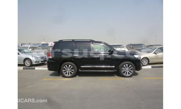 Acheter Import Voiture Toyota Land Cruiser Noir à Import - Dubai, Barh el Gazel Acheter Import Voiture Toyota Land Cruiser Noir à Import - Dubai, Barh el Gazel