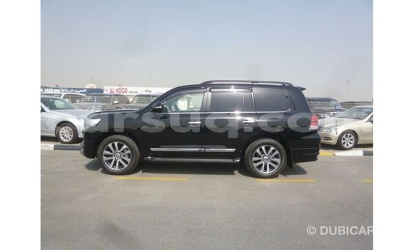 Acheter Import Voiture Toyota Land Cruiser Noir à Import - Dubai, Barh el Gazel Acheter Import Voiture Toyota Land Cruiser Noir à Import - Dubai, Barh el Gazel
