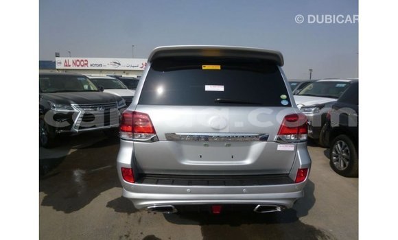 Acheter Import Voiture Toyota Land Cruiser Autre à Import - Dubai, Barh el Gazel Acheter Import Voiture Toyota Land Cruiser Autre à Import - Dubai, Barh el Gazel