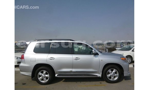 Acheter Import Voiture Toyota Land Cruiser Autre à Import - Dubai, Barh el Gazel Acheter Import Voiture Toyota Land Cruiser Autre à Import - Dubai, Barh el Gazel