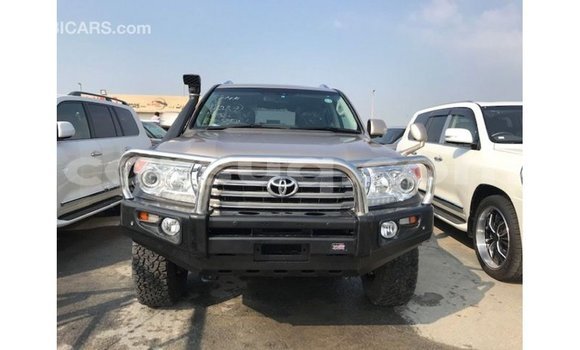 Acheter Import Voiture Toyota Land Cruiser Autre à Import - Dubai, Barh el Gazel Acheter Import Voiture Toyota Land Cruiser Autre à Import - Dubai, Barh el Gazel