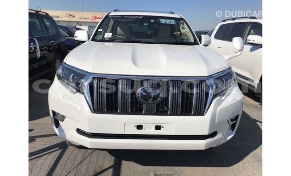 Acheter Import Voiture Toyota Prado Blanc à Import - Dubai, Barh el Gazel Acheter Import Voiture Toyota Prado Blanc à Import - Dubai, Barh el Gazel