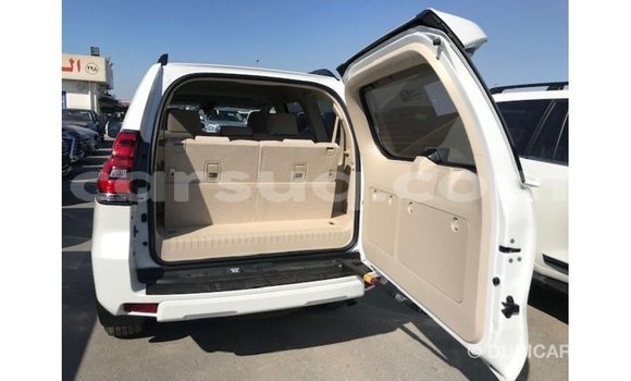 Acheter Import Voiture Toyota Prado Blanc à Import - Dubai, Barh el Gazel Acheter Import Voiture Toyota Prado Blanc à Import - Dubai, Barh el Gazel