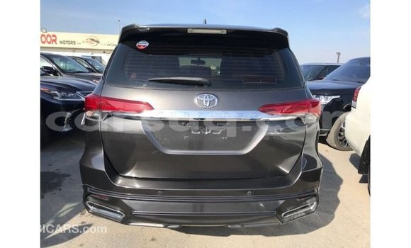 Acheter Import Voiture Toyota Fortuner Autre à Import - Dubai, Barh el Gazel Acheter Import Voiture Toyota Fortuner Autre à Import - Dubai, Barh el Gazel