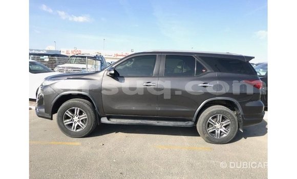 Acheter Import Voiture Toyota Fortuner Autre à Import - Dubai, Barh el Gazel Acheter Import Voiture Toyota Fortuner Autre à Import - Dubai, Barh el Gazel