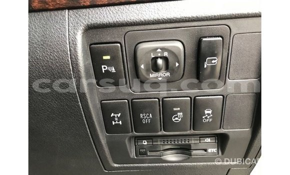 Acheter Import Voiture Toyota Land Cruiser Blanc à Import - Dubai, Barh el Gazel Acheter Import Voiture Toyota Land Cruiser Blanc à Import - Dubai, Barh el Gazel