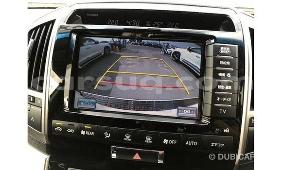 Acheter Import Voiture Toyota Land Cruiser Blanc à Import - Dubai, Barh el Gazel Acheter Import Voiture Toyota Land Cruiser Blanc à Import - Dubai, Barh el Gazel