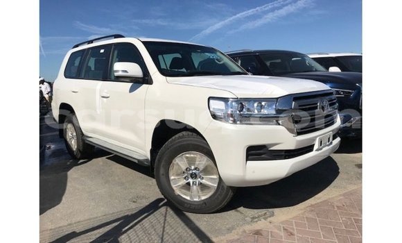Acheter Import Voiture Toyota Land Cruiser Blanc à Import - Dubai, Barh el Gazel Acheter Import Voiture Toyota Land Cruiser Blanc à Import - Dubai, Barh el Gazel