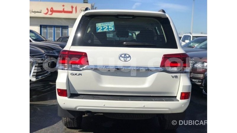 Big with watermark toyota land cruiser barh el gazel import dubai 2571