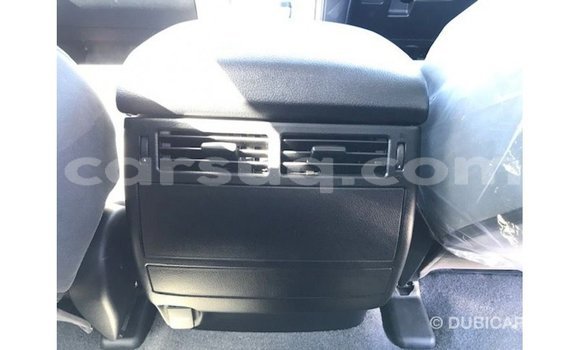 Acheter Import Voiture Toyota Land Cruiser Blanc à Import - Dubai, Barh el Gazel Acheter Import Voiture Toyota Land Cruiser Blanc à Import - Dubai, Barh el Gazel
