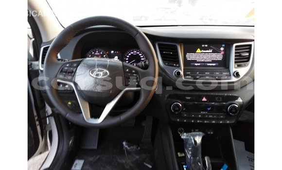 Acheter Import Voiture Hyundai Tucson Blanc à Import - Dubai, Barh el Gazel Acheter Import Voiture Hyundai Tucson Blanc à Import - Dubai, Barh el Gazel