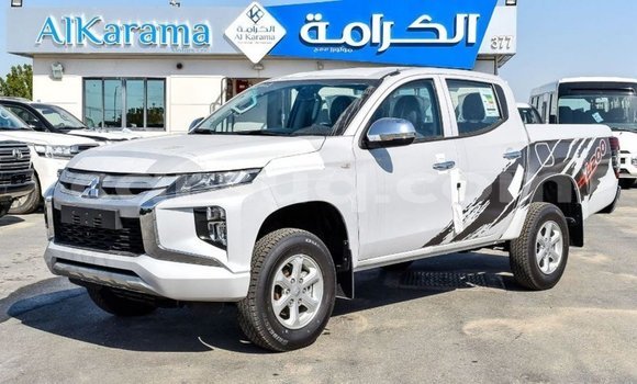 Buy Import Mitsubishi L200 White Car in Import - Dubai in Barh el Gazel Buy Import Mitsubishi L200 White Car in Import - Dubai in Barh el Gazel