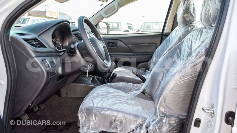 Big with watermark mitsubishi l200 barh el gazel import dubai 2587