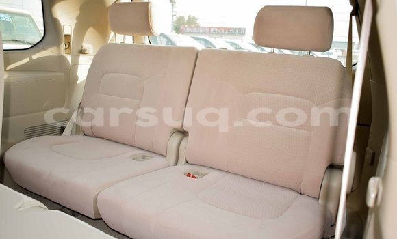 Buy Import Toyota Land Cruiser White Car in Import - Dubai in Barh el Gazel Buy Import Toyota Land Cruiser White Car in Import - Dubai in Barh el Gazel