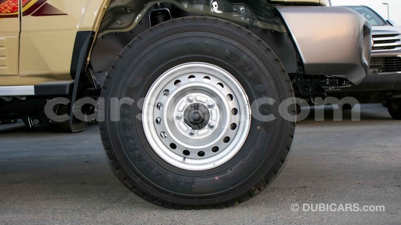 Big with watermark toyota land cruiser barh el gazel import dubai 2589