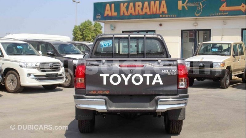 Big with watermark toyota hilux barh el gazel import dubai 2591