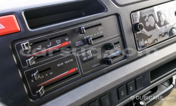 Acheter Import Voiture Toyota Coaster Blanc à Import - Dubai, Barh el Gazel Acheter Import Voiture Toyota Coaster Blanc à Import - Dubai, Barh el Gazel