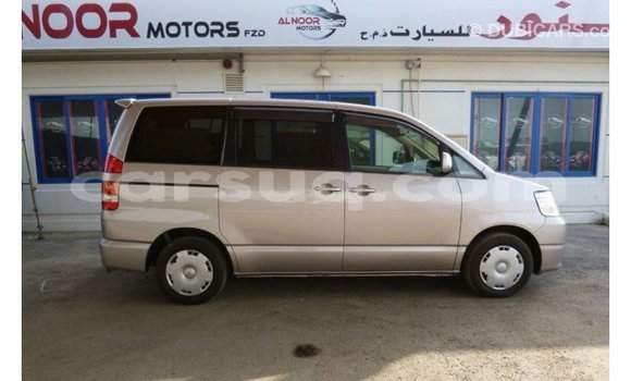 Acheter Import Voiture Toyota Voxy Autre à Import - Dubai, Barh el Gazel Acheter Import Voiture Toyota Voxy Autre à Import - Dubai, Barh el Gazel