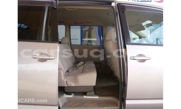 Acheter Import Voiture Toyota Voxy Autre à Import - Dubai, Barh el Gazel Acheter Import Voiture Toyota Voxy Autre à Import - Dubai, Barh el Gazel