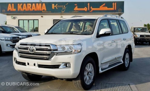 Buy Import Toyota Land Cruiser White Car in Import - Dubai in Barh el Gazel Buy Import Toyota Land Cruiser White Car in Import - Dubai in Barh el Gazel