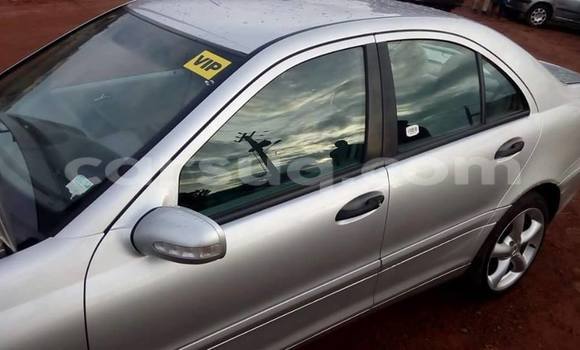 Acheter Occasion Voiture Mercedes‒Benz KOMPRESSOR Autre à N'Djamena au Tchad Acheter Occasion Voiture Mercedes‒Benz KOMPRESSOR Autre à N'Djamena au Tchad