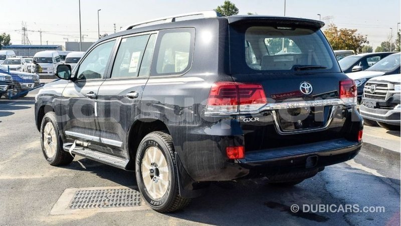 Big with watermark toyota land cruiser barh el gazel import dubai 2599