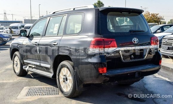 Buy Import Toyota Land Cruiser Black Car in Import - Dubai in Barh el Gazel Buy Import Toyota Land Cruiser Black Car in Import - Dubai in Barh el Gazel