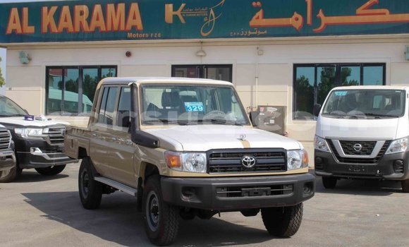 Buy Import Toyota Land Cruiser Beige Car in Import - Dubai in Barh el Gazel Buy Import Toyota Land Cruiser Beige Car in Import - Dubai in Barh el Gazel