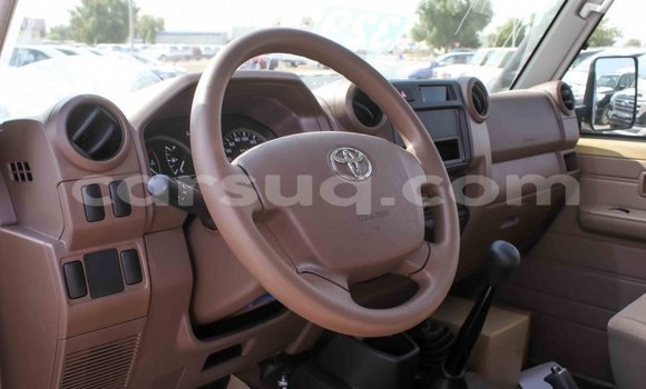 Buy Import Toyota Land Cruiser Beige Car in Import - Dubai in Barh el Gazel Buy Import Toyota Land Cruiser Beige Car in Import - Dubai in Barh el Gazel