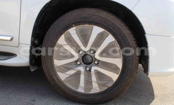 Buy Import Toyota Land Cruiser White Car in Import - Dubai in Barh el Gazel Buy Import Toyota Land Cruiser White Car in Import - Dubai in Barh el Gazel