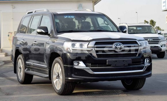 Acheter Import Voiture Toyota Land Cruiser Noir à Import - Dubai, Barh el Gazel Acheter Import Voiture Toyota Land Cruiser Noir à Import - Dubai, Barh el Gazel