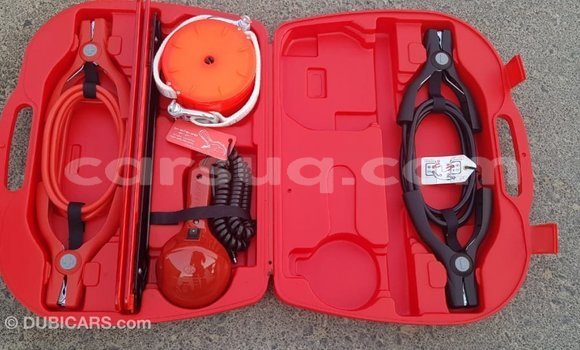 Buy Import Toyota Hilux White Car in Import - Dubai in Barh el Gazel Buy Import Toyota Hilux White Car in Import - Dubai in Barh el Gazel