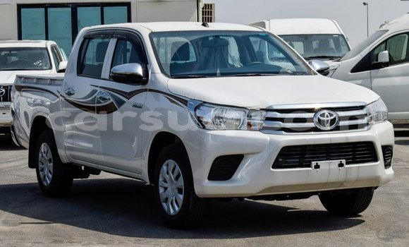 Buy Import Toyota Hilux White Car in Import - Dubai in Barh el Gazel Buy Import Toyota Hilux White Car in Import - Dubai in Barh el Gazel