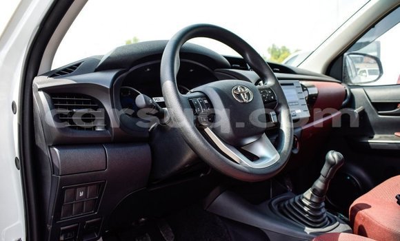 Buy Import Toyota Hilux White Car in Import - Dubai in Barh el Gazel Buy Import Toyota Hilux White Car in Import - Dubai in Barh el Gazel