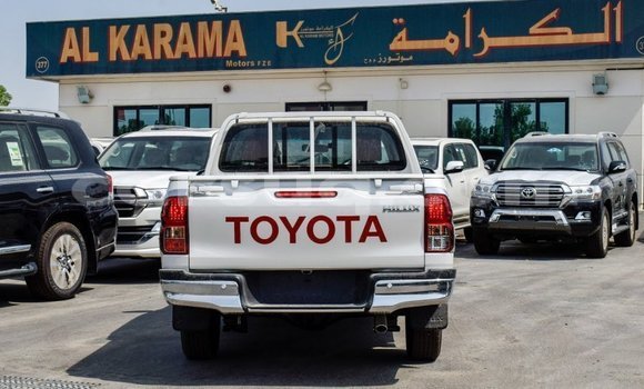 Buy Import Toyota Hilux White Car in Import - Dubai in Barh el Gazel Buy Import Toyota Hilux White Car in Import - Dubai in Barh el Gazel