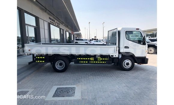 Buy Import Mitsubishi L400 White Truck in Import - Dubai in Barh el Gazel Buy Import Mitsubishi L400 White Truck in Import - Dubai in Barh el Gazel