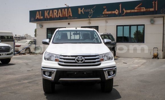 Buy Import Toyota Hilux White Car in Import - Dubai in Barh el Gazel Buy Import Toyota Hilux White Car in Import - Dubai in Barh el Gazel